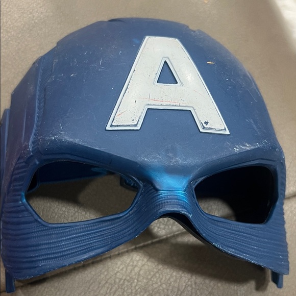 Avengers toy masks bundle - Picture 6 of 6